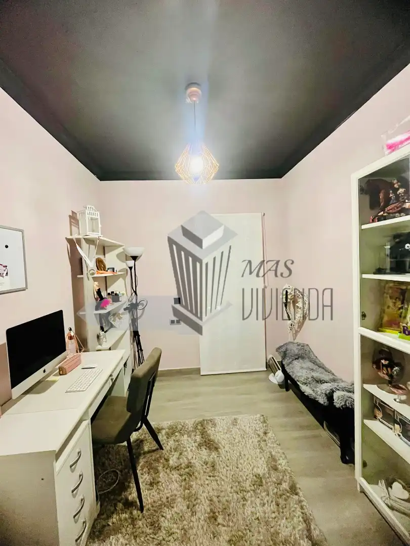 Schlafzimmer von Wohnung zum Verkauf in Algeciras mit Abstellraum und Möbliert