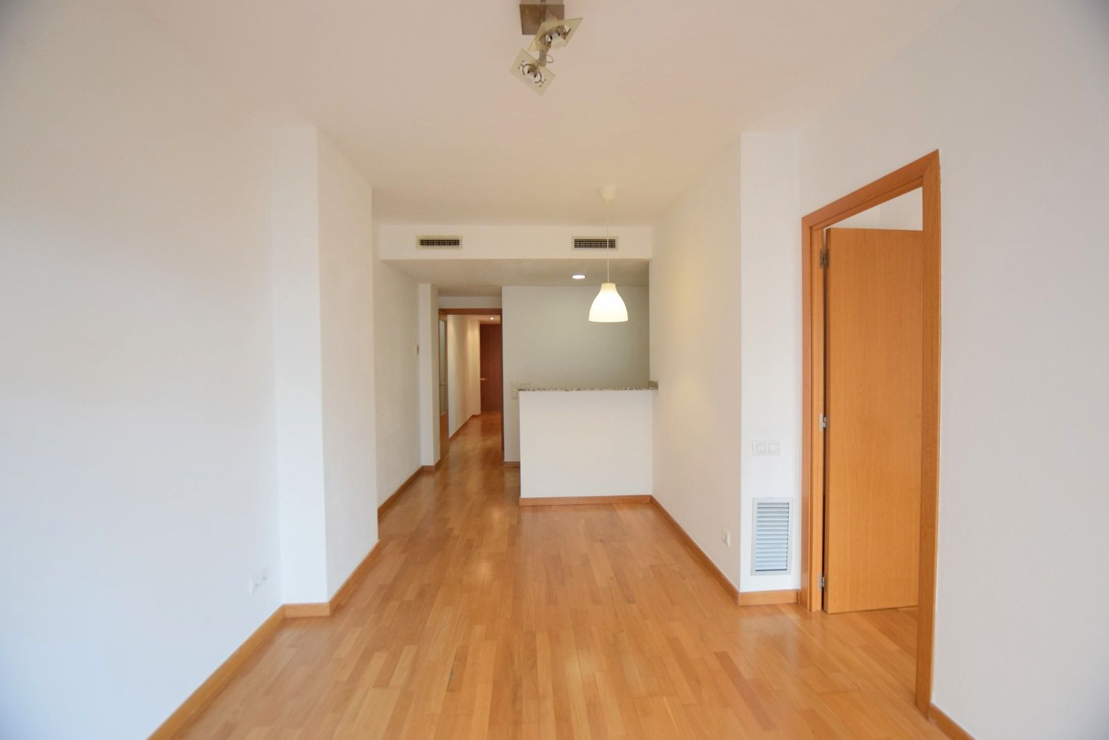 Flat to rent in Mataró  with Air Conditioner, Parquet flooring and Oven