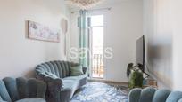 Living room of Apartment for sale in  Barcelona Capital