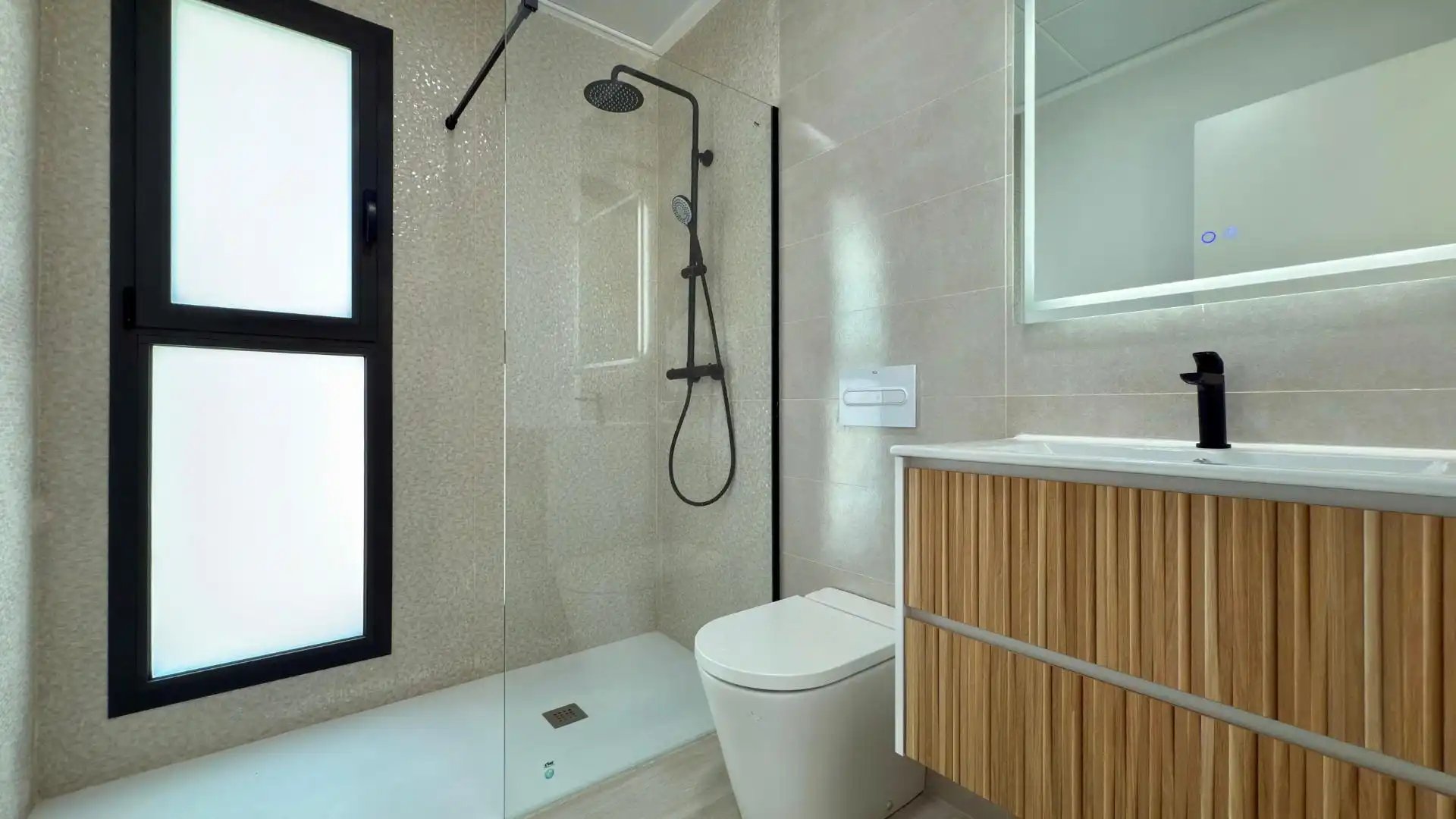 Baño de Casa o chalet en venta en Mutxamel con Aire acondicionado, Jardín privado y Trastero