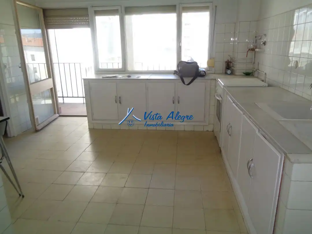 Kitchen of Flat for sale in Haro  with Heating, Terrace and Balcony