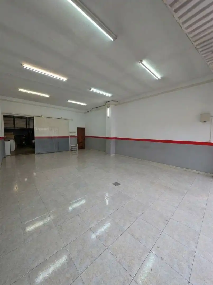 Casa adosada en venta en Manresa con Calefacción, Terraza y Trastero