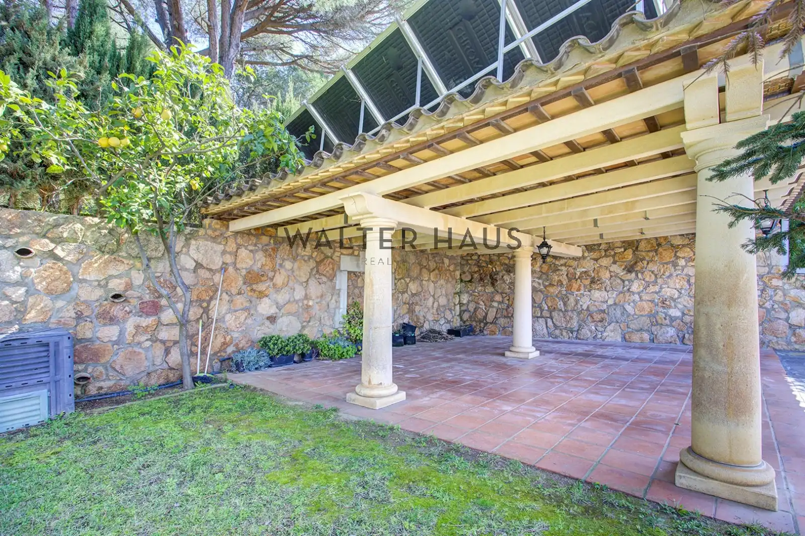 Terraza de Finca rústica en venta en Sant Feliu de Guíxols con Aire acondicionado, Jardín privado y Terraza