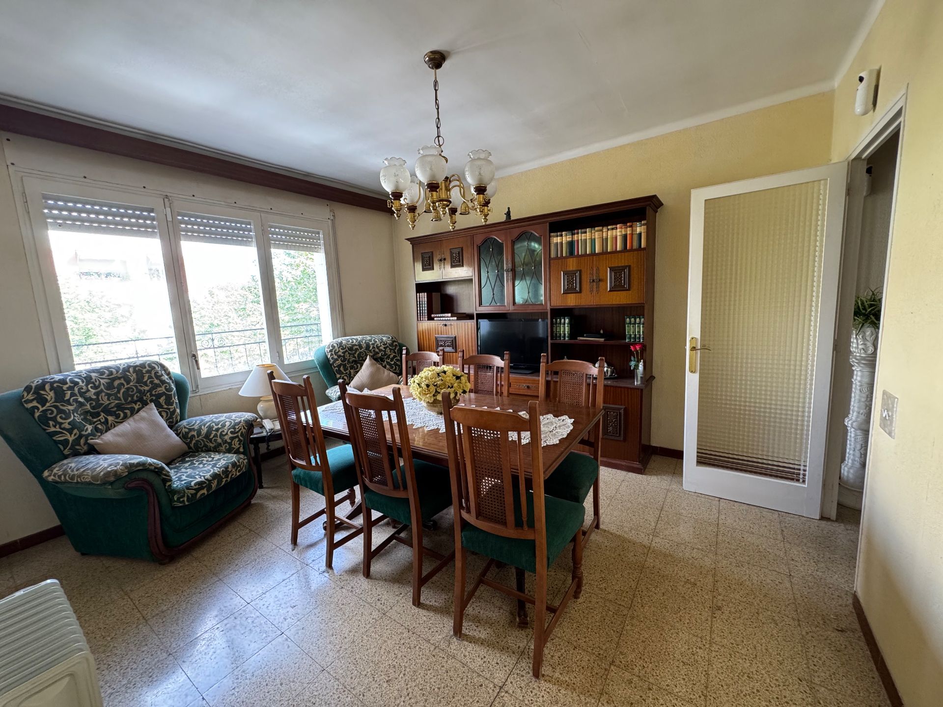 Comedor de Piso en venta en Terrassa con Amueblado y Alarma