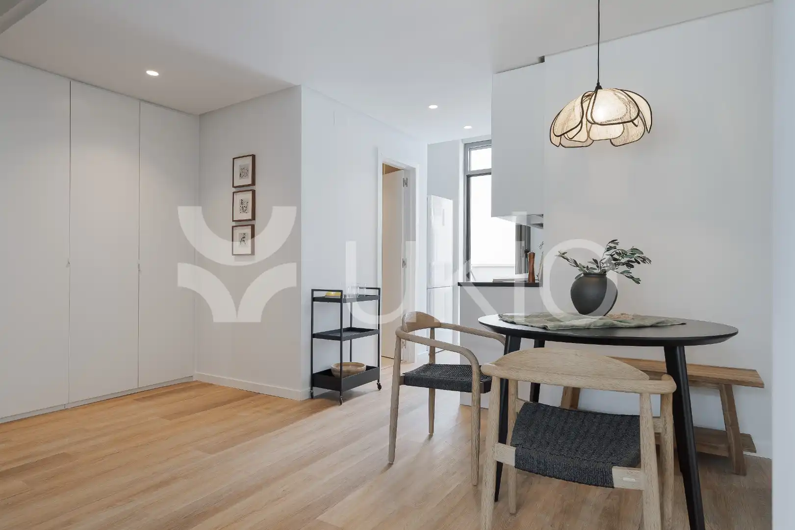 Dormitori de Apartament de lloguer en Madrid amb Aire condicionat, Calefacció i Terrassa