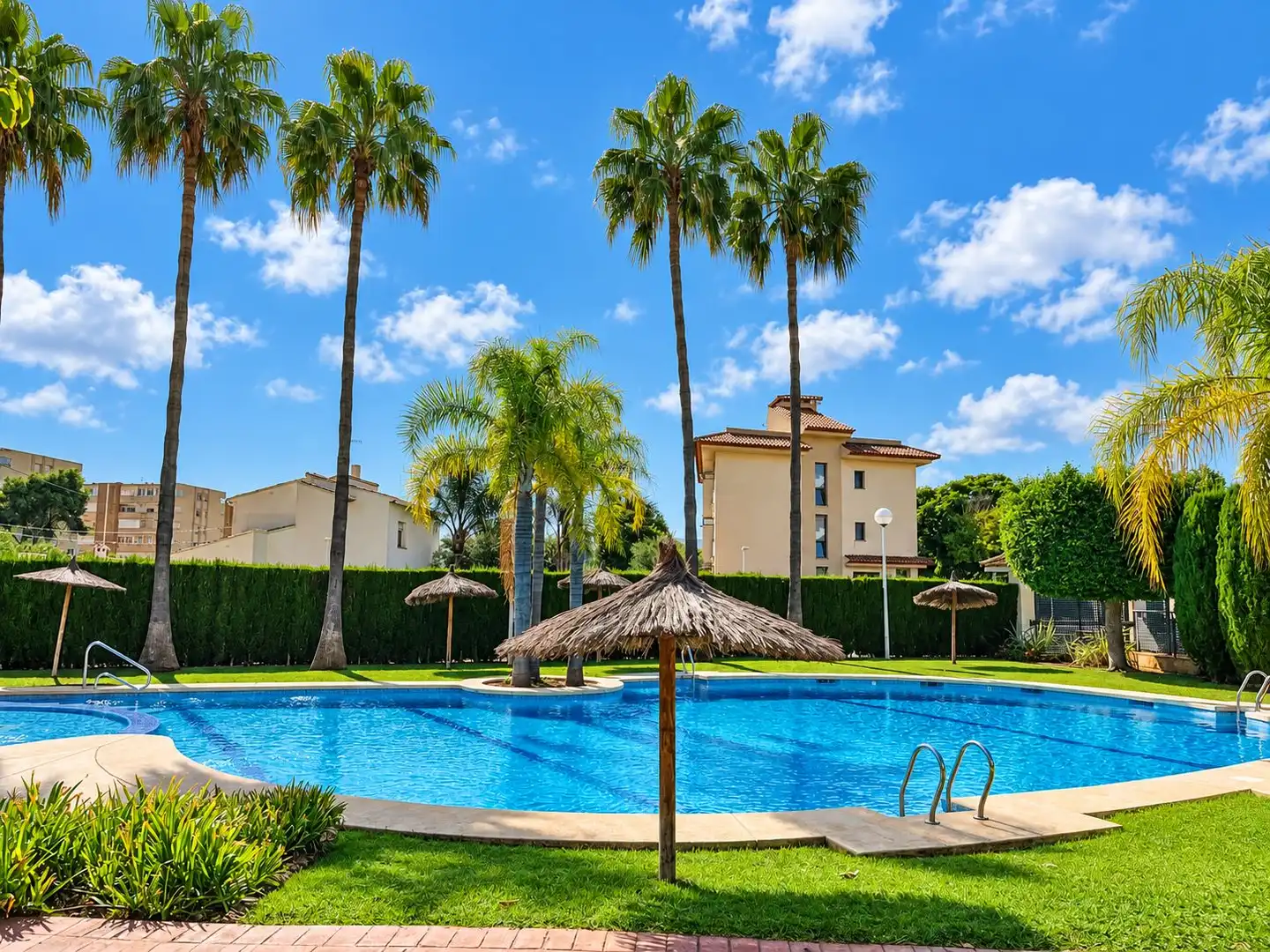 Apartment with balcony for sale in Montañar - El Arenal