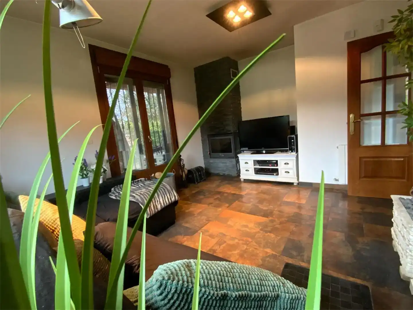 Sala d'estar de Casa o xalet en venda en Erriberagoitia / Ribera Alta amb Balcó