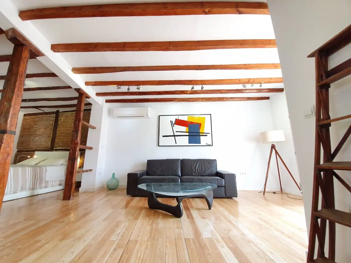Sala de estar de Ático de alquiler en Madrid con Aire acondicionado, Calefacción y Terraza