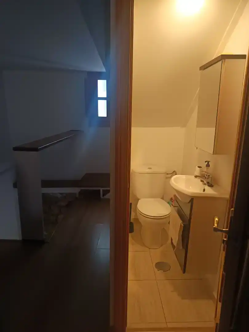 Bany de Casa adosada en venda en Plasencia amb Aire condicionat i Balcó