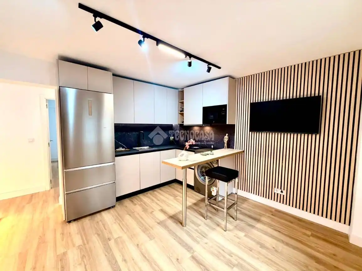 Cocina de Piso en venta en Santander con Calefacción, Parquet y Amueblado
