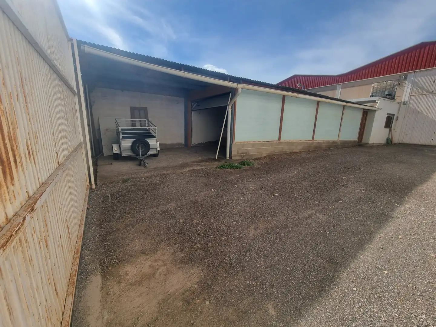 Parking of Industrial buildings for sale in Alhama de Almería