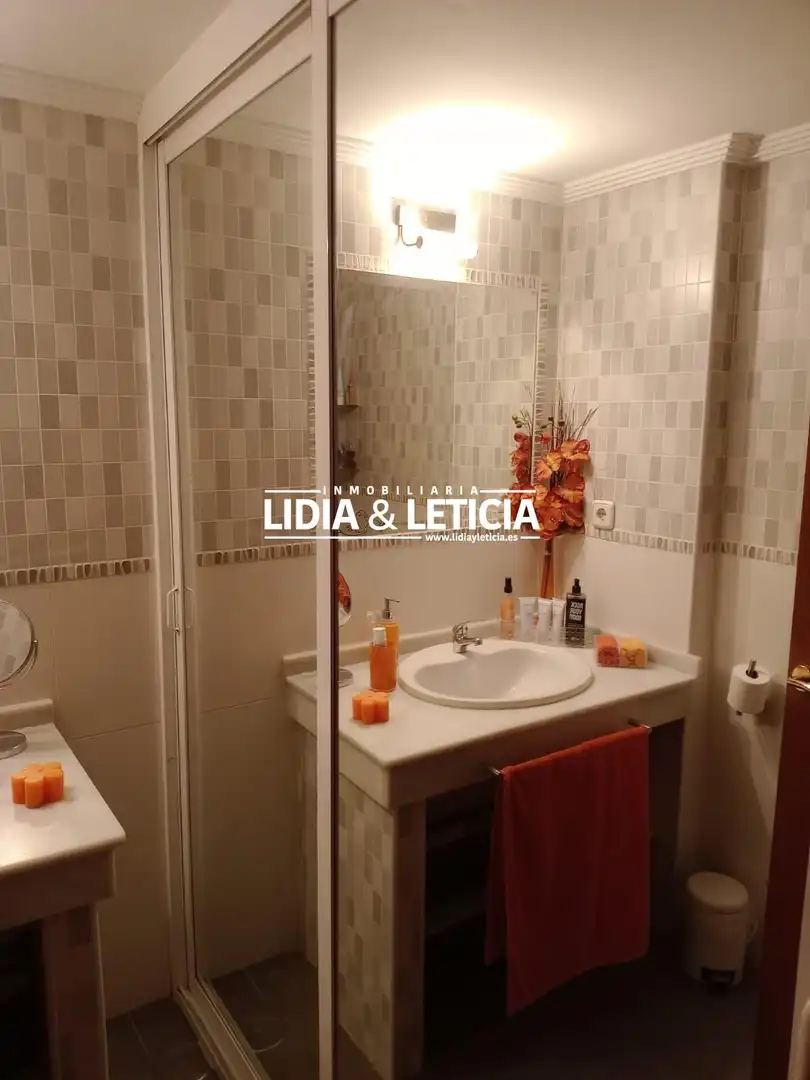 Bany de Pis en venda en Alcalá de Guadaira amb Aire condicionat, Calefacció i Jardí privat