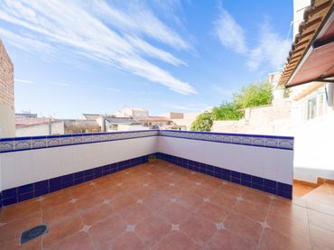 Casa con balcón en venta en Molina de Segura - Calle ALFONSO X EL SABIO