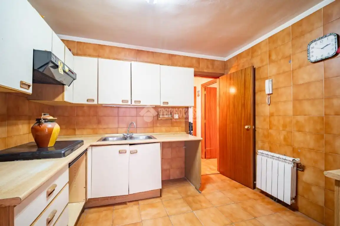 Cuina de Pis en venda en Rivas-Vaciamadrid amb Calefacció i Parquet