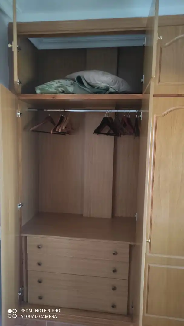 Dormitori de Apartament de lloguer en Cáceres amb Aire condicionat, Calefacció i Moblat