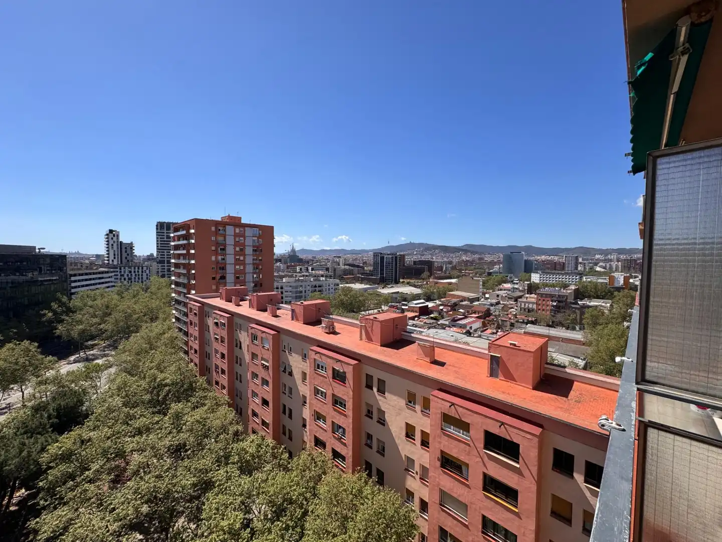 Exterior view of Flat for sale in Barcelona  with Balcony