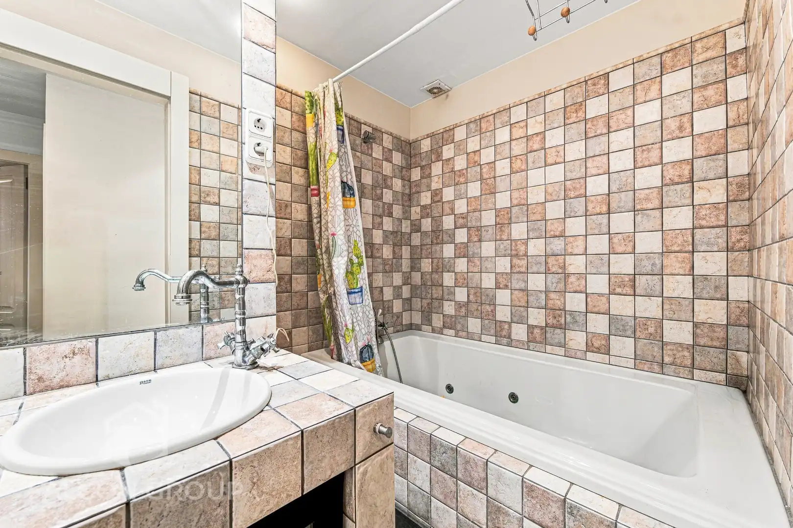 Bathroom of Flat for sale in Sitges  with Terrace, Swimming Pool and Balcony