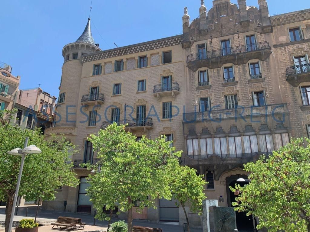 Vista exterior de Àtic en venda en Manresa amb Calefacció i Terrassa