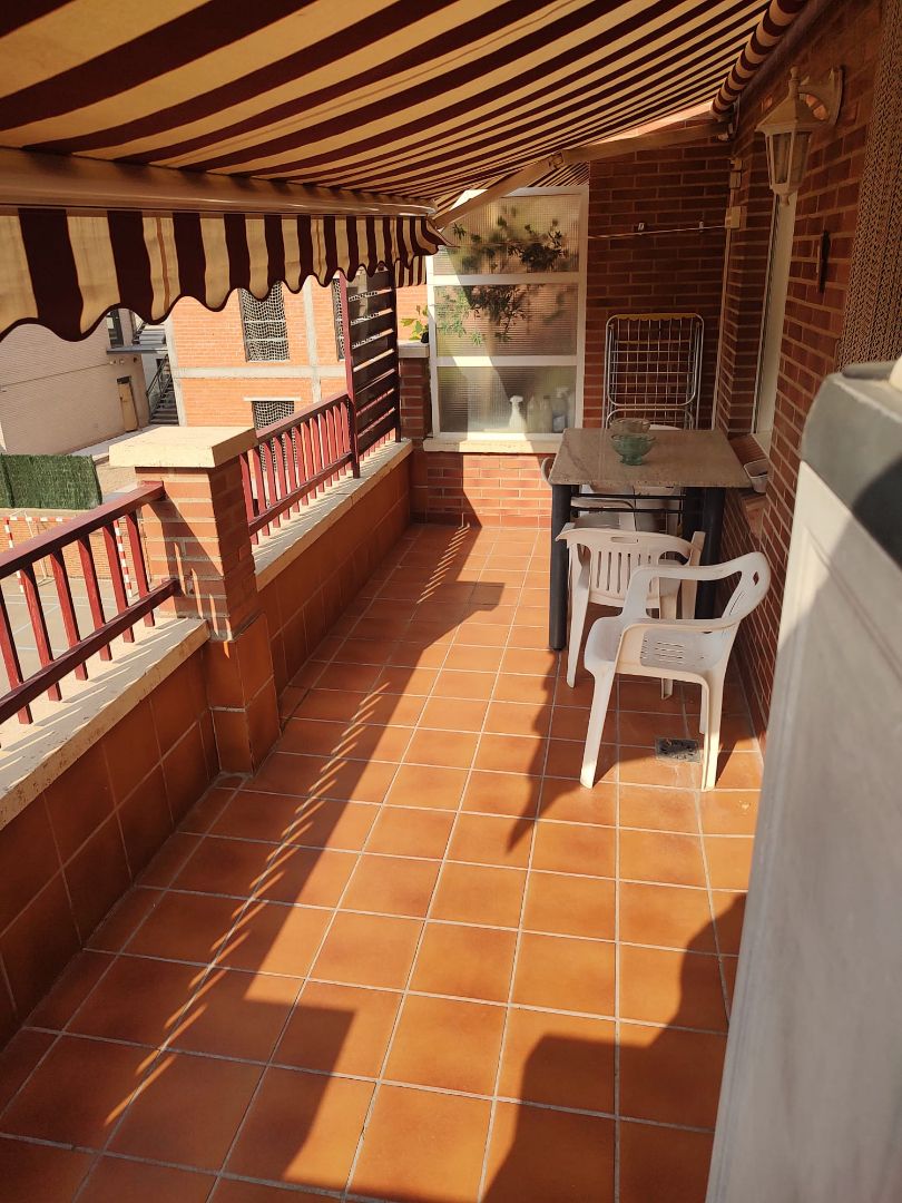 Terrassa de Apartament en venda en  Logroño amb Calefacció, Parquet i Terrassa