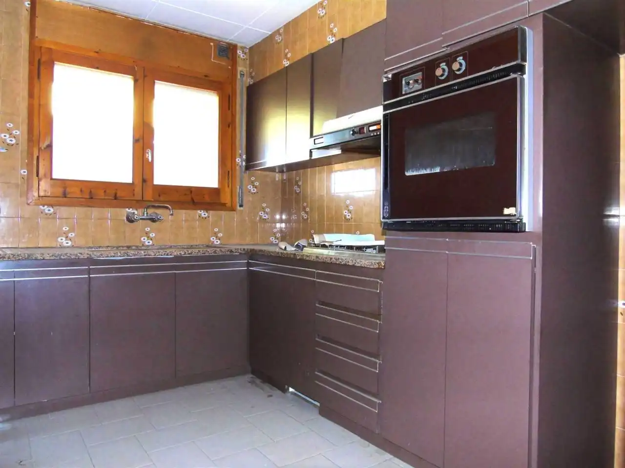 Cuina de Casa o xalet en venda en Roda de Ter amb Jardí privat i Terrassa