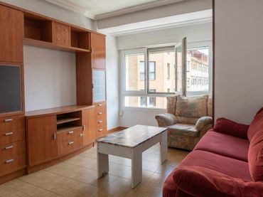 Flat for sale in MANUEL R ALVAREZ 5