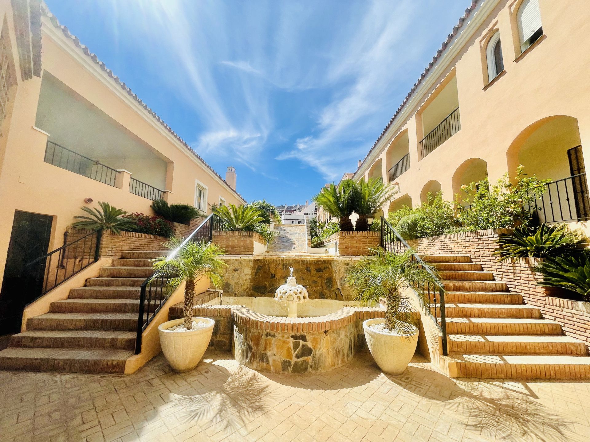 Exterior view of Apartment for sale in Marbella  with Air Conditioner, Terrace and Swimming Pool