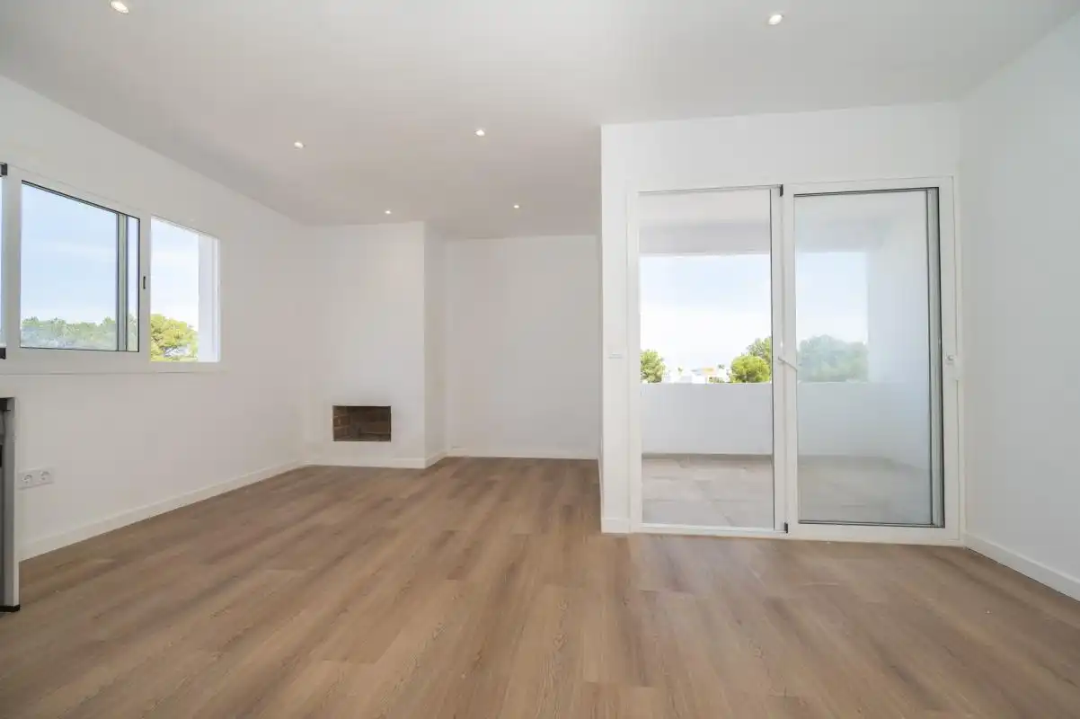 Wohnzimmer von Wohnung zum Verkauf in Sant Josep de sa Talaia mit Heizung, Terrasse und Balkon