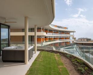 Vista exterior de Planta baixa en venda en Fuengirola amb Aire condicionat, Jardí privat i Terrassa