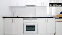 Kitchen of Flat to rent in  Madrid Capital  with Air Conditioner, Heating and Furnished