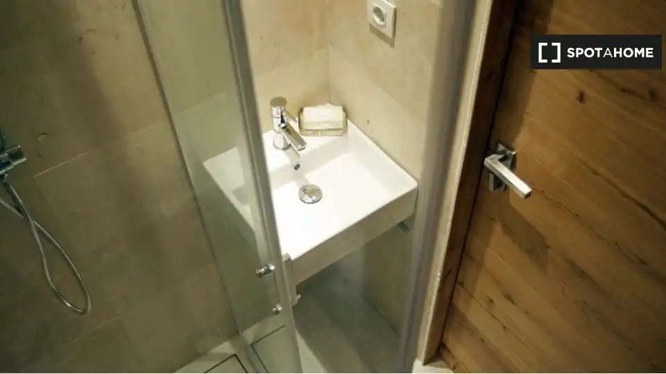 Flat with terrace to rent in Eixample, imagen 12