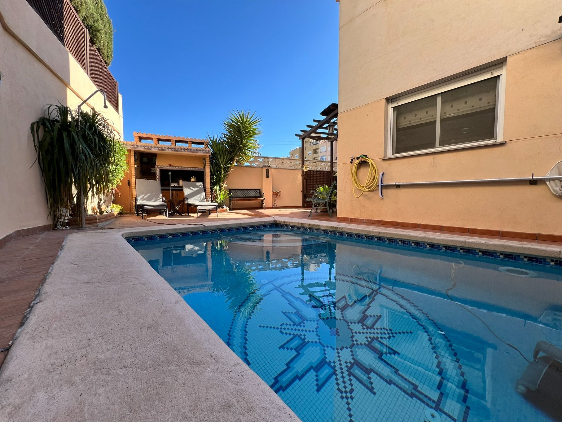 Swimming pool of Single-family semi-detached for sale in Alcoy / Alcoi  with Air Conditioner, Heating and Private garden