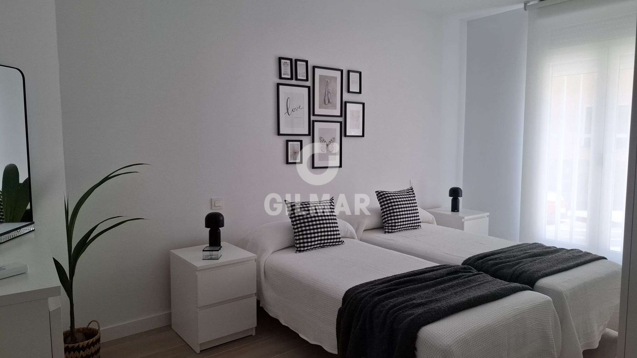 Dormitori de Pis en venda en  Madrid Capital amb Calefacció i Moblat