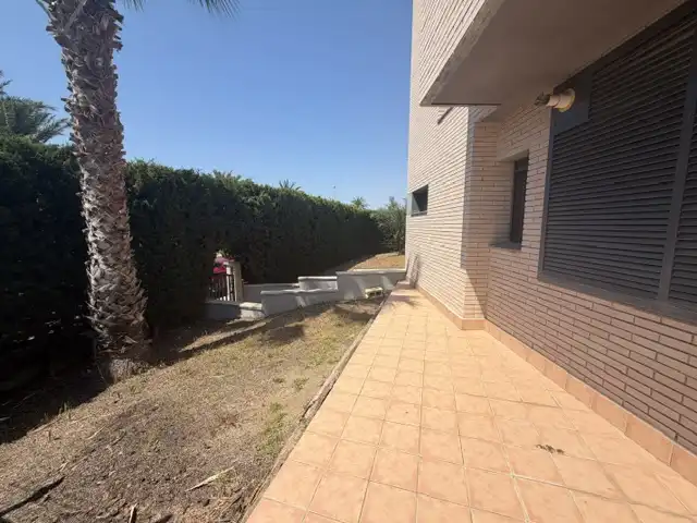 Jardí de Casa o xalet en venda en Cambrils amb Calefacció i Piscina