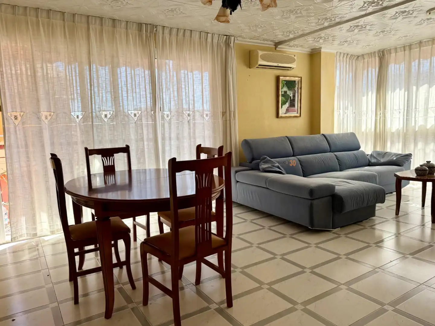 Sala de estar de Piso en venta en Benidorm con Aire acondicionado, Calefacción y Terraza