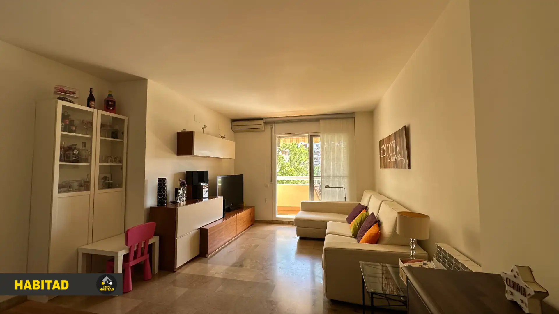 Flat with terrace for sale in Marianao, imagen 5