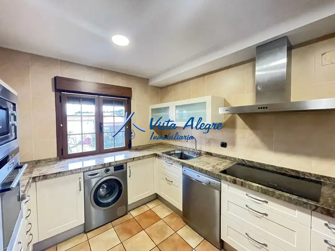 Cocina de Casa o chalet en venta en San Vicente de la Sonsierra con Calefacción, Jardín privado y Terraza