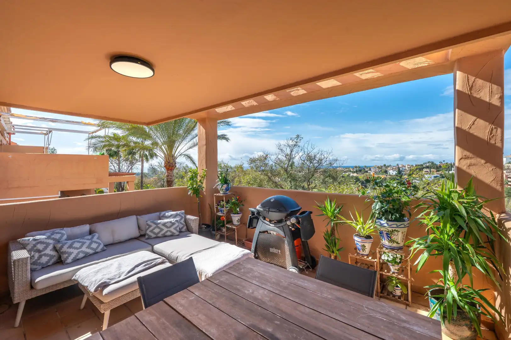 Terrassa de Apartament en venda en Marbella amb Terrassa, Traster i Piscina