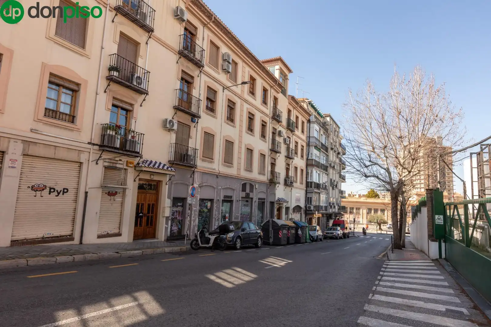 Exterior view of Study for sale in Granada  with Air Conditioner, Heating and Alarm