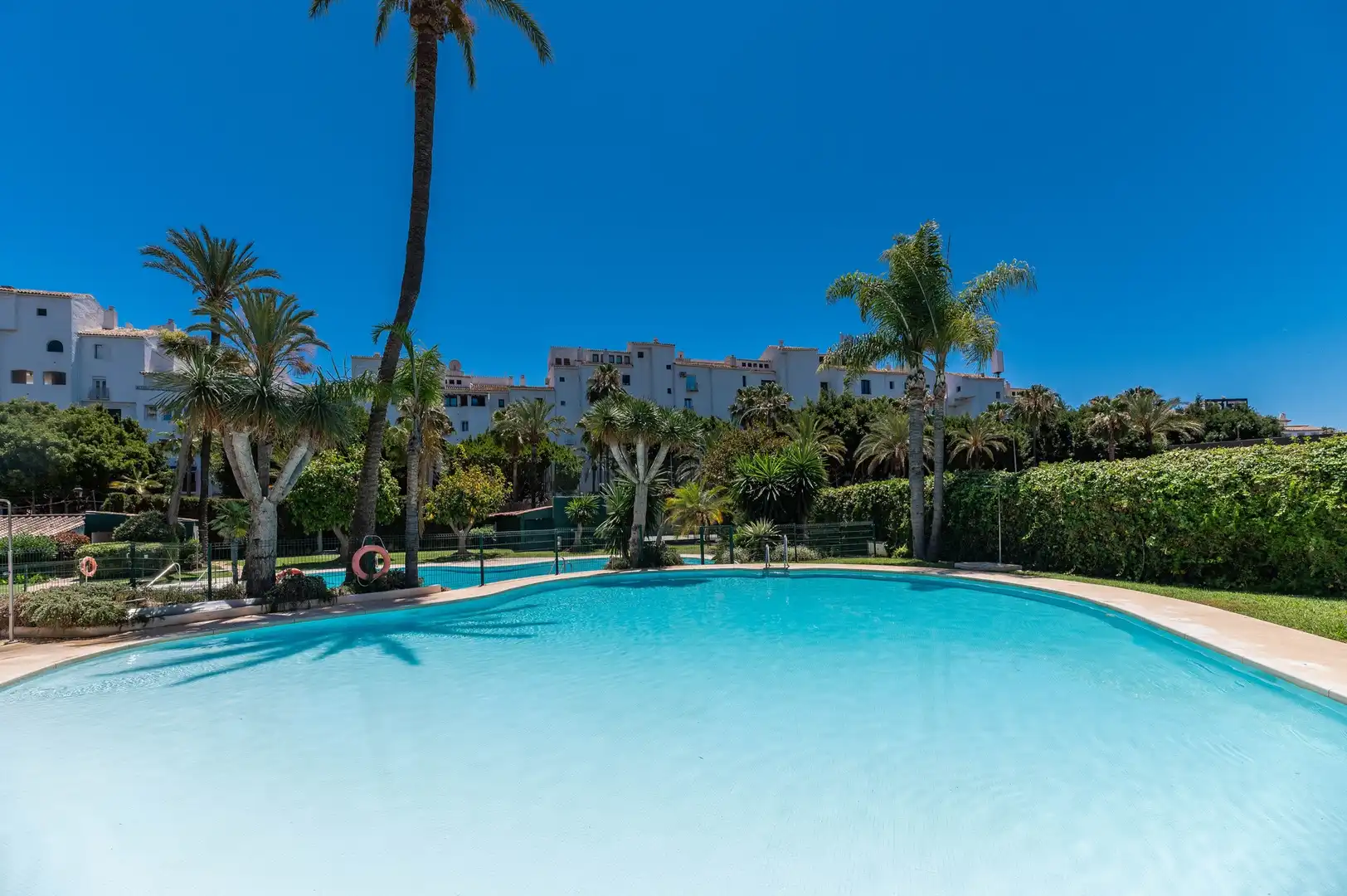 Apartament amb piscina en venda a Nueva Andalucía, imagen 30