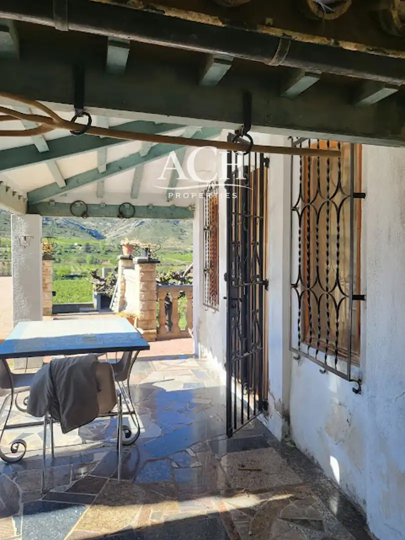 Garden of Houses for sale in Calanda  with Air Conditioner, Heating and Private garden