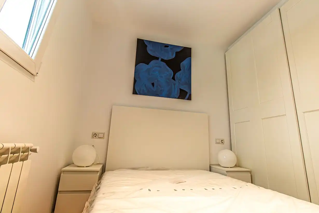 Bedroom of Flat for sale in Madrid  with Air Conditioner, Heating and Furnished