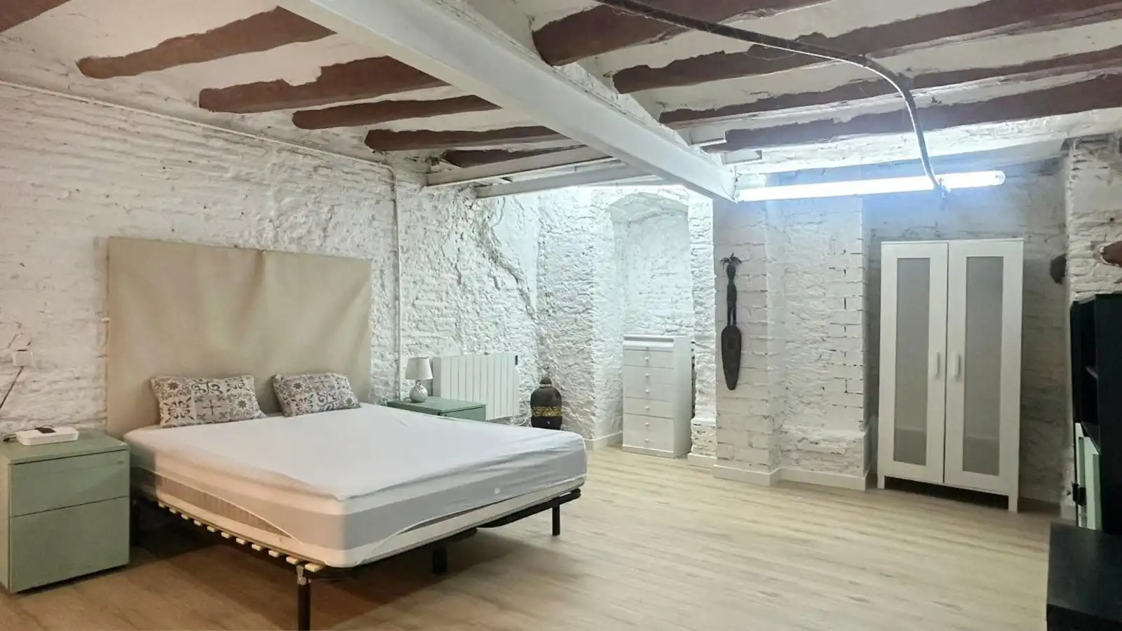 Local en venta en Calle del Coso, 108, Paseo Independencia