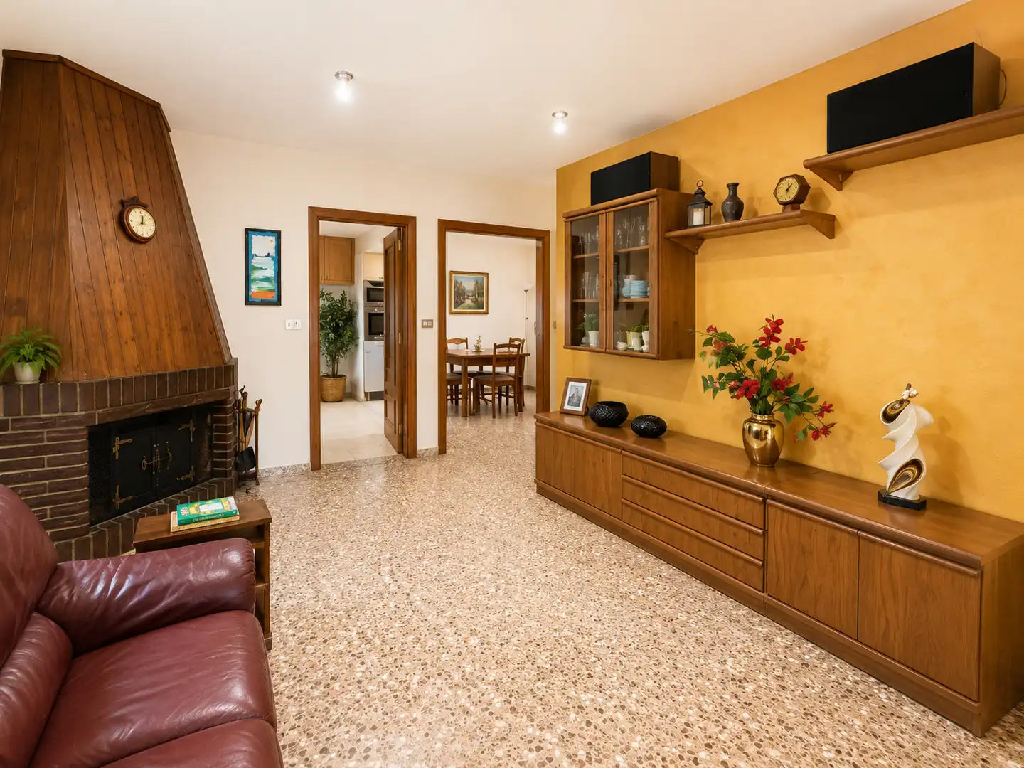 Living room of Houses for sale in Lleida  with Air Conditioner, Heating and Private garden