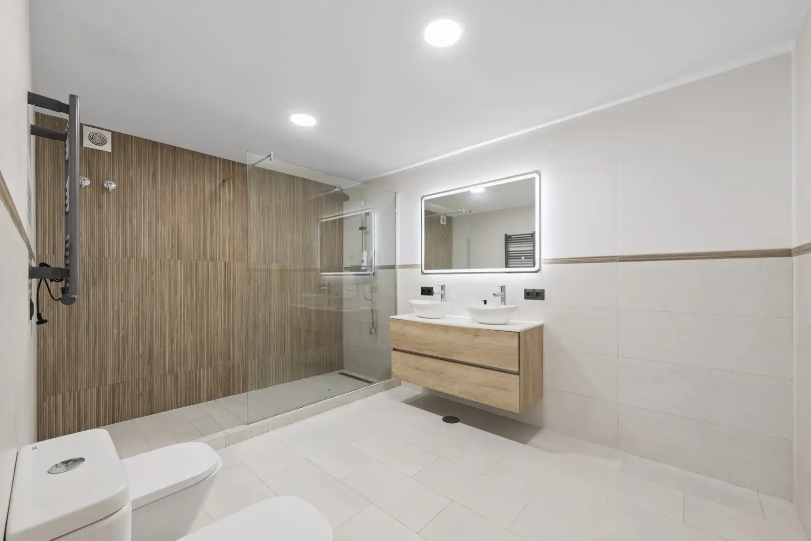 Bathroom of Houses for sale in Mijas  with Air Conditioner, Private garden and Terrace