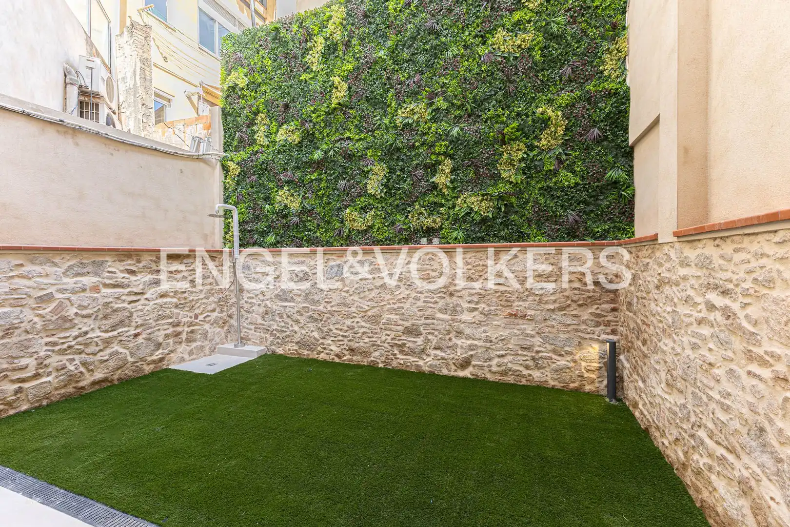 Terrace of Flat for sale in Barcelona  with Air Conditioner, Heating and Private garden