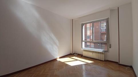 Photo 4 of Flat for sale in  Acibelas, 26, Circular, Valladolid