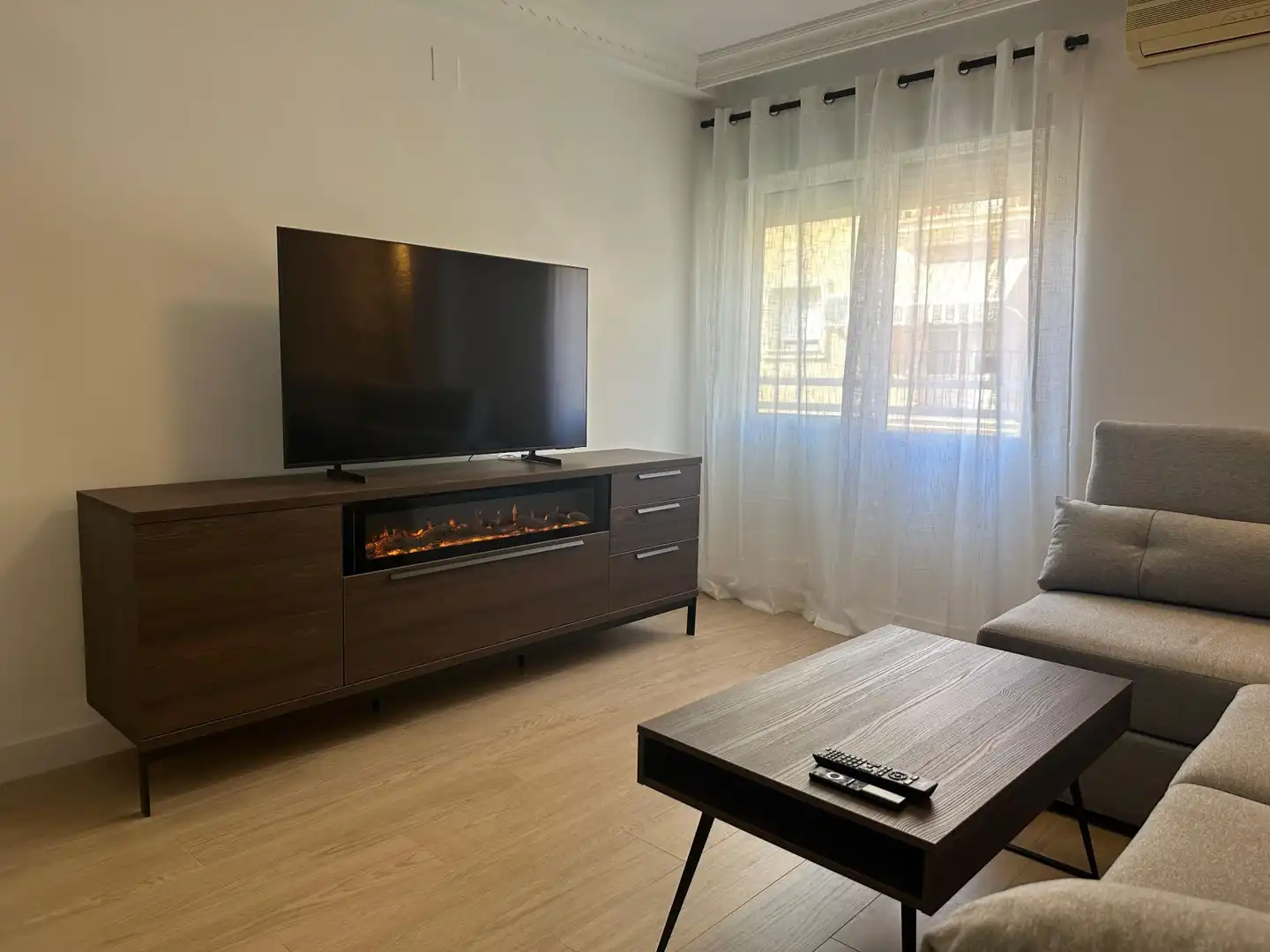 Living room of Flat for rent in Huelva  with Air Conditioner and Furnished