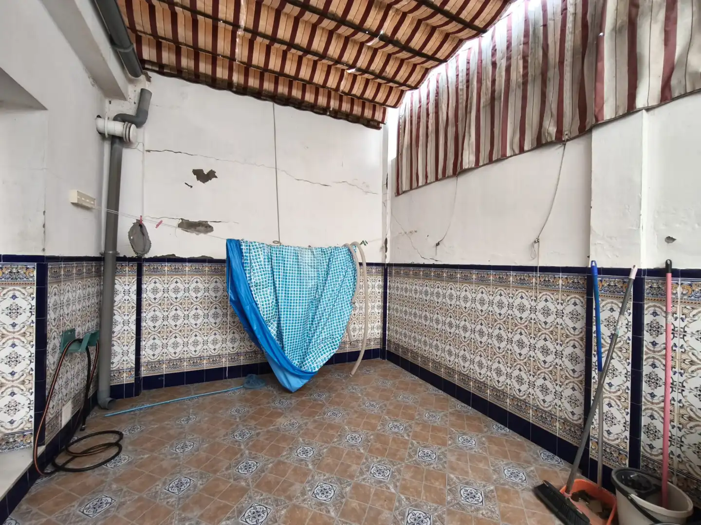 Casa adosada en venda en Mairena del Alcor amb Aire condicionat i Moblat