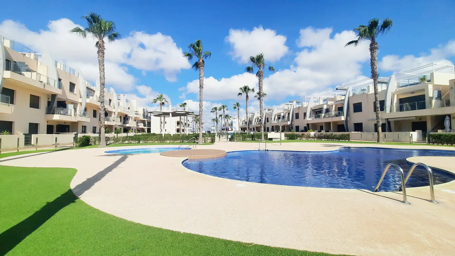 Swimming pool of Flat for sale in Pilar de la Horadada  with Air Conditioner, Heating and Swimming Pool
