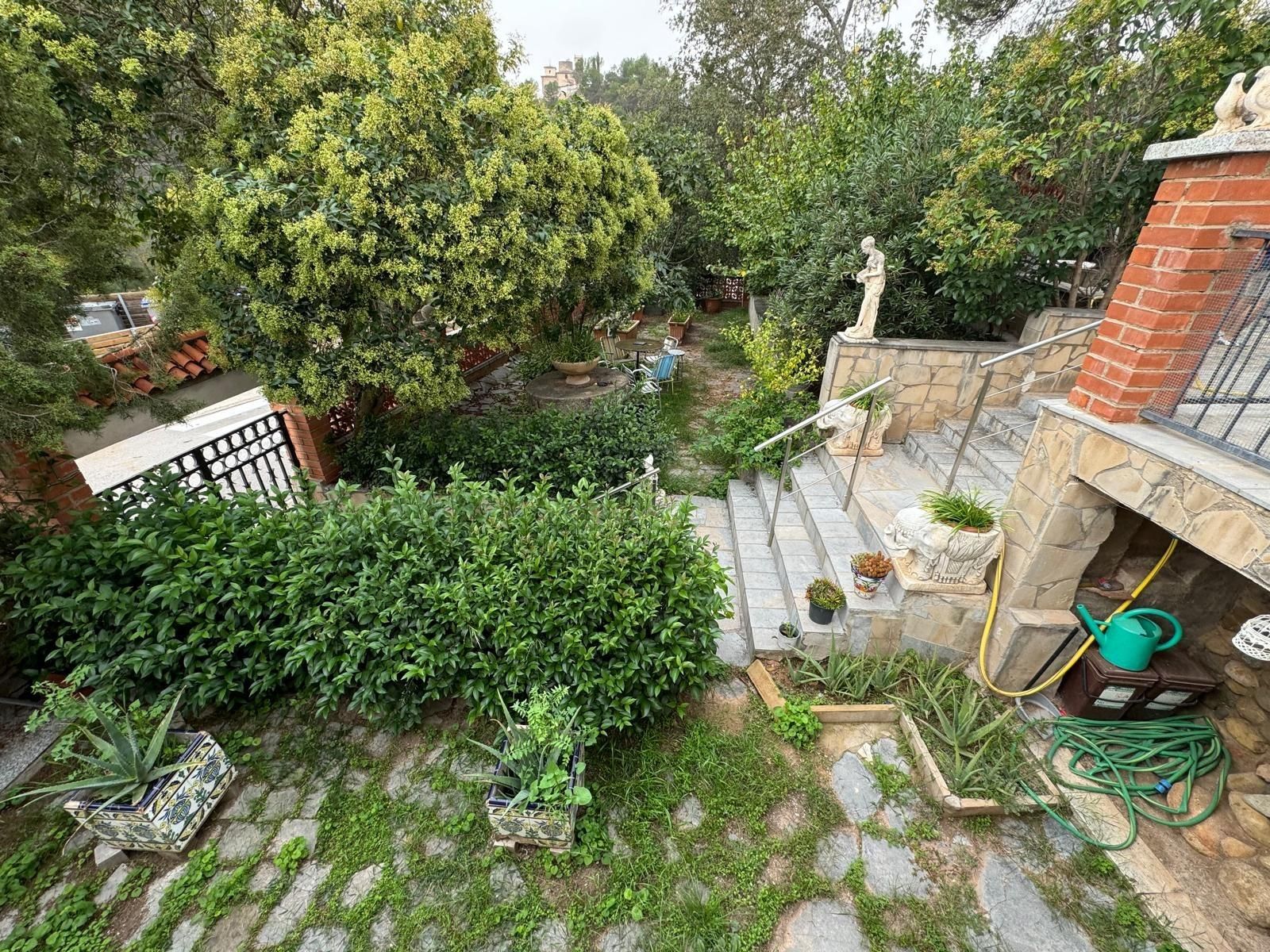 Garden of House or chalet for sale in Fonollosa  with Air Conditioner, Heating and Private garden